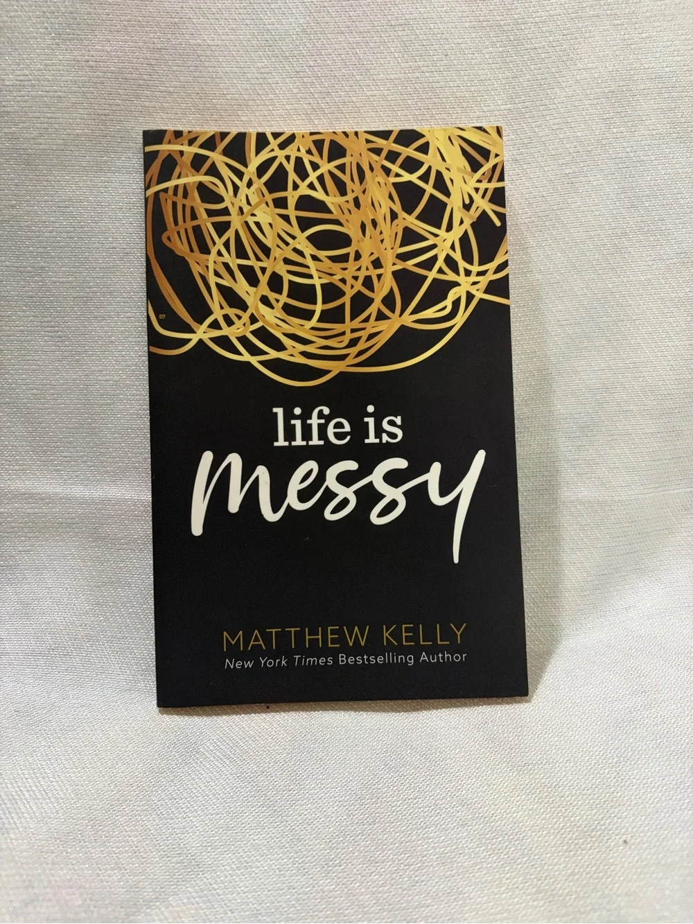 📚 3/$15 Life Is Messy by Matthew Kelly Self Help Personal Growth Paperback